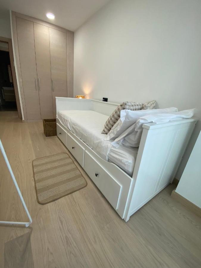 Move In Miragaia Apartment Виго Екстериор снимка